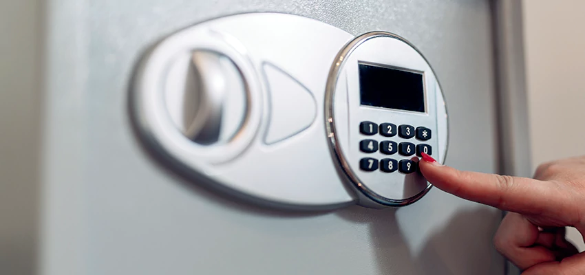 Jewelry Safe Cracking in Monrovia, California