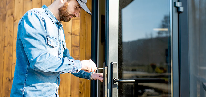 Frameless Glass Storefront Door Locks Replacement in Monrovia, CA