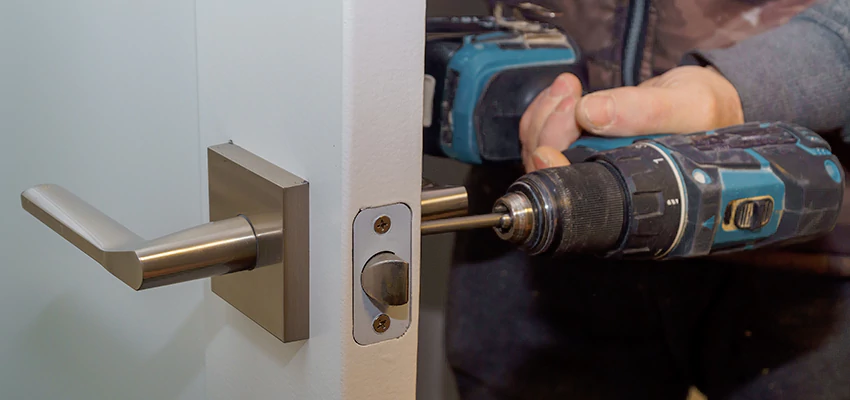 Broken Door Handle Lock Repair in Monrovia, California